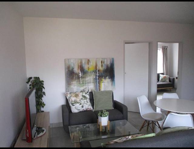 2 BEDROOM PROPERTY TO RENT IN SILVERTON